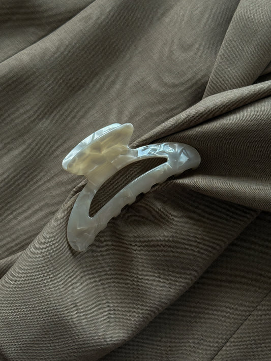 Épure Clip – Medium Pearl