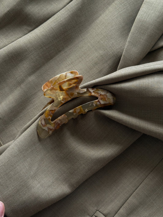 Épure Clip – Medium Marble Honey