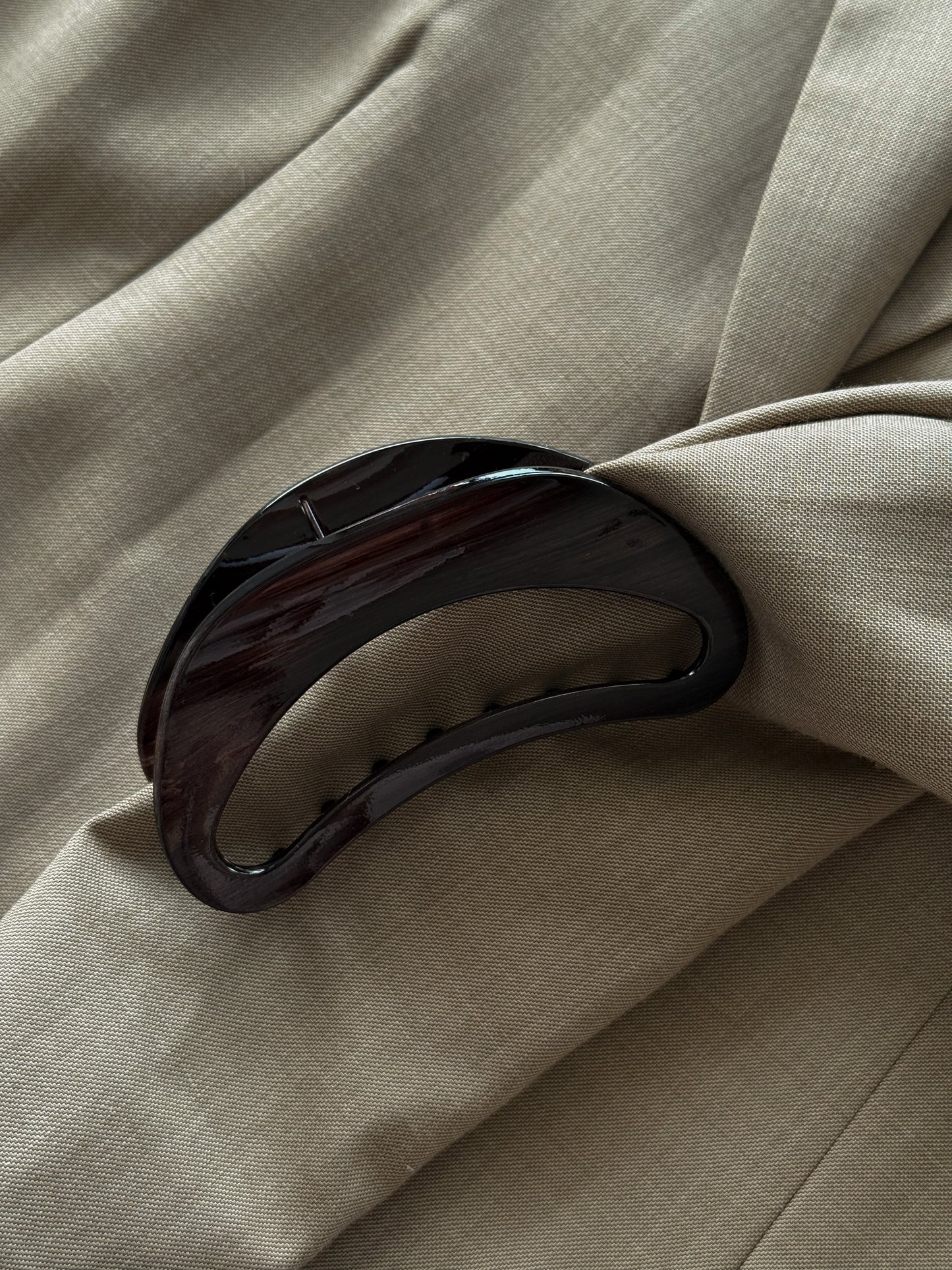 Épure Clip – Large Espresso Curve